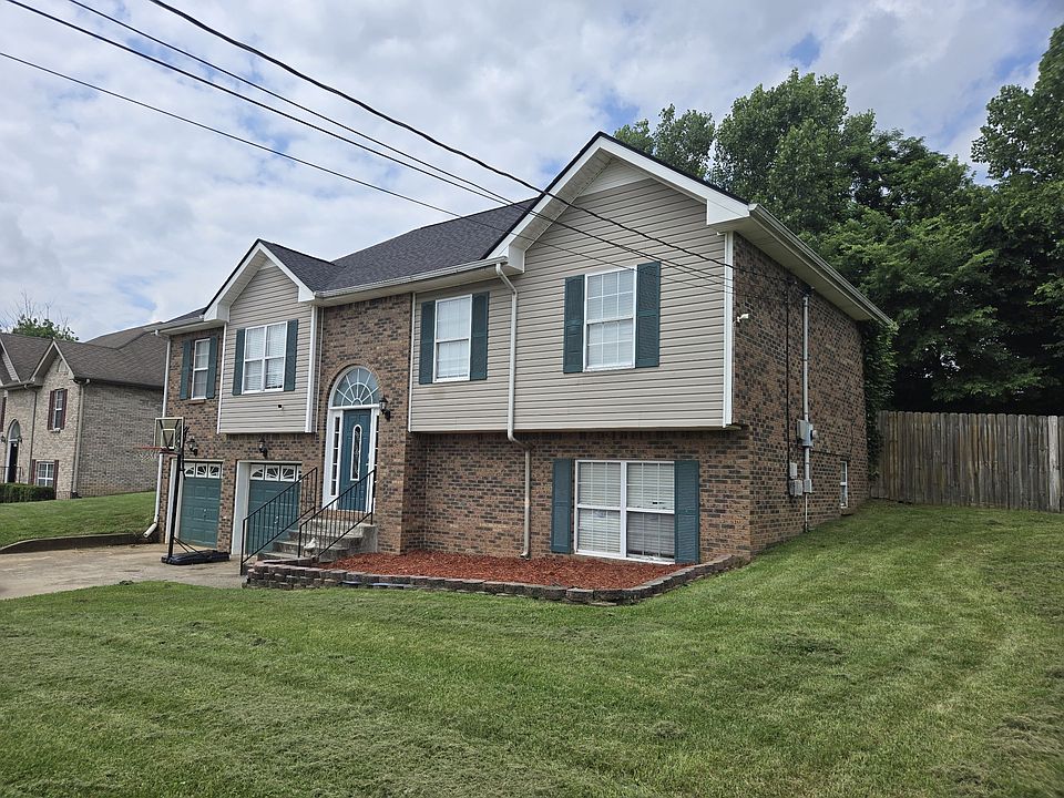 1st image of 3345 Clearwater Dr