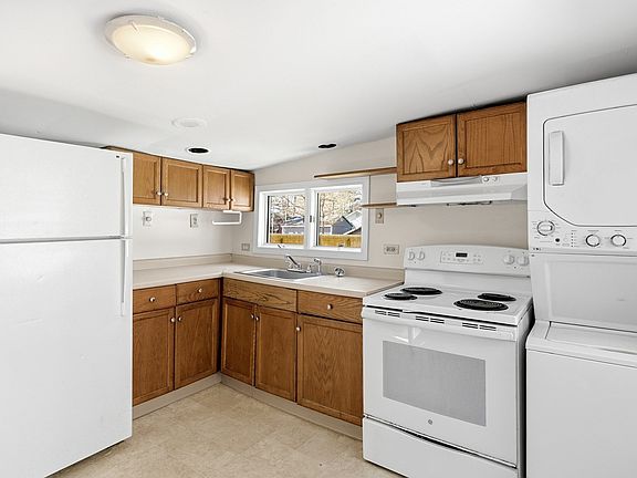 5th image of 133 Lakeview Rd