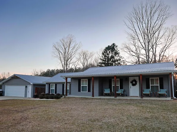 2365 Jim Raney Ln, Bessemer, AL 35023