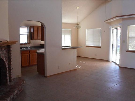5th image of 505 Jose Cueto Ct