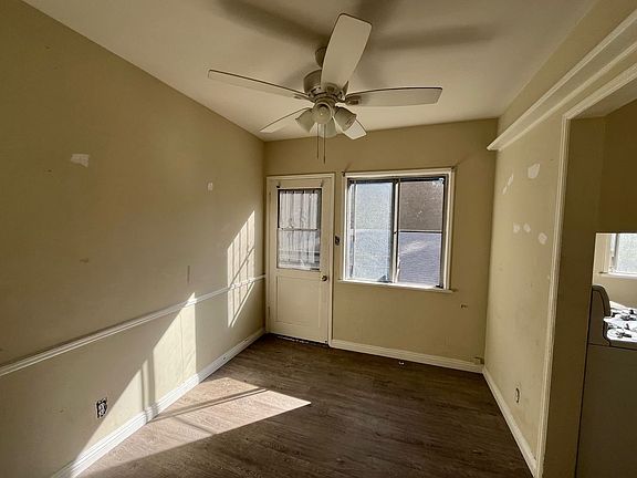 4th image of 126 N Maple St #126.5
