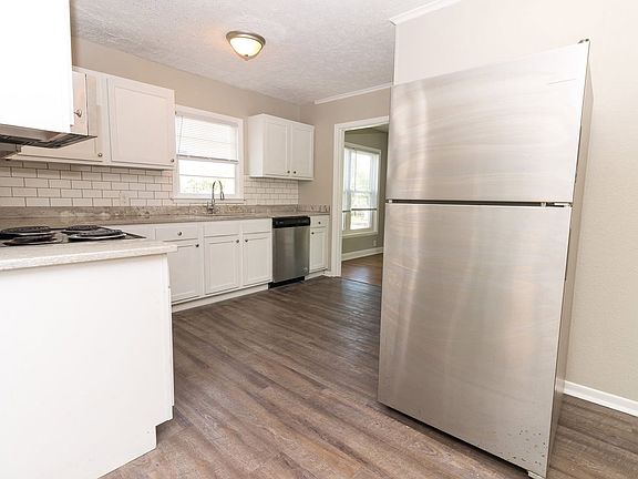 4th image of 26 Paulmar Dr