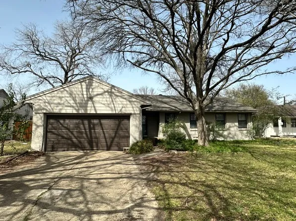 2969 Phyllis Ln, Farmers Branch, TX 75234