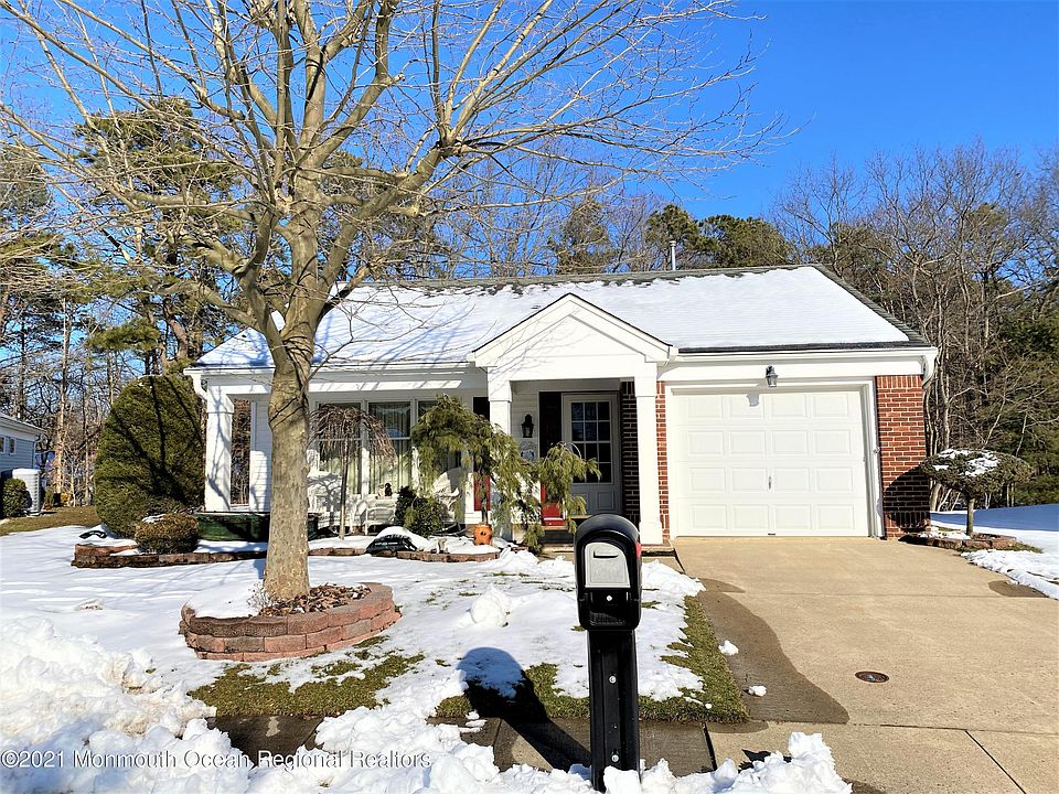 1st image of 1669 Wisteria Ct