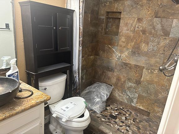 5th image of 735 Brandywine Dr