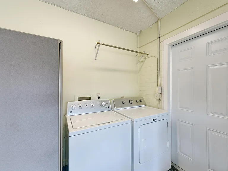 11152 Oak Ridge Dr S — Photo 27