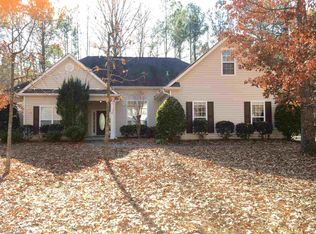 805 Lucas Dr, Hampton, GA 30228