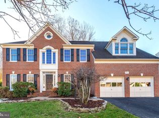 9211 Deveron Ct, Fairfax Station, VA