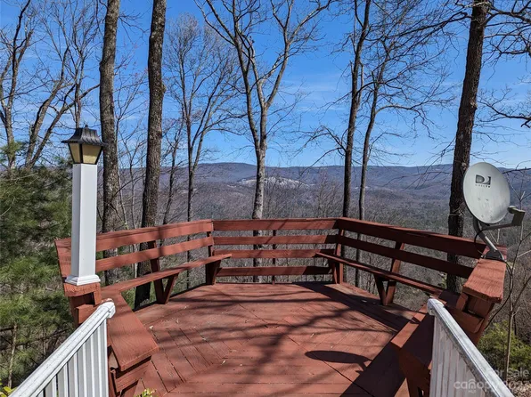 334 Dogwood Cir, Traphill, NC 28685