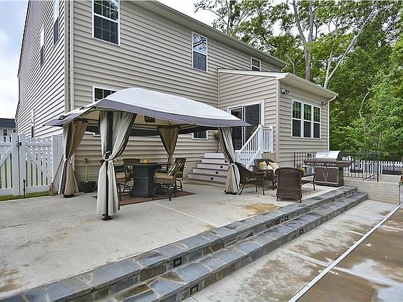 4th image of 12768 Manor Hall Ct