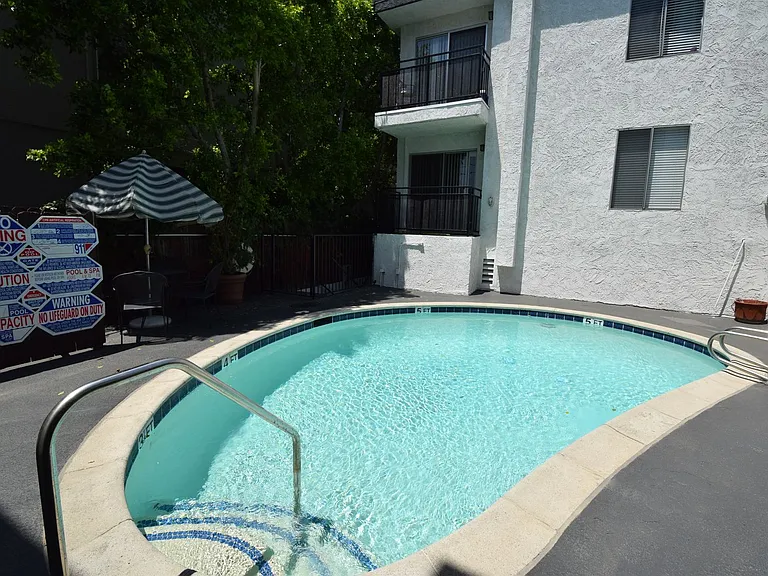 15049 — Photo 4