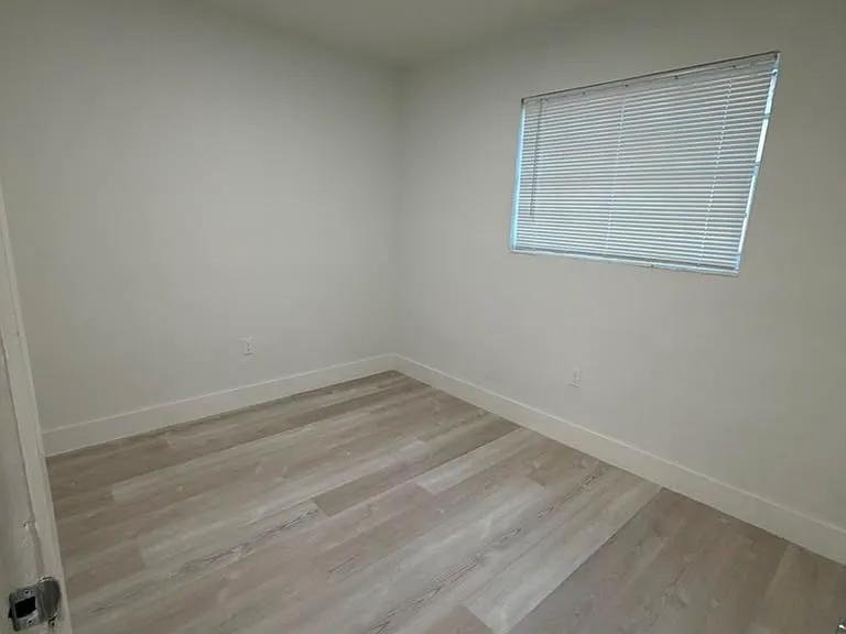 219 NW 10th Ave #2 — Photo 9