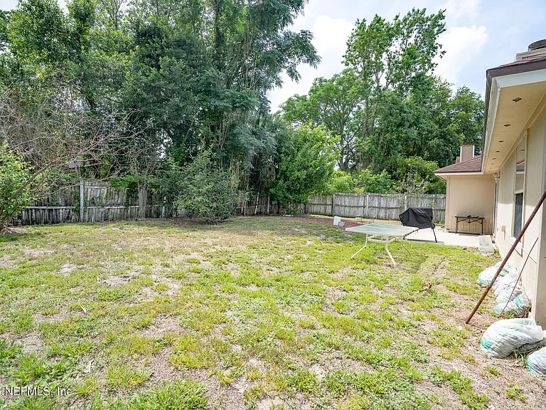 2441 University Blvd S — Photo 27