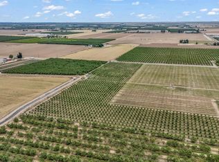 14706 Peach Ave, Livingston, CA 95334