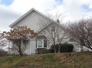 1352 Overdale Dr, Homestead, PA