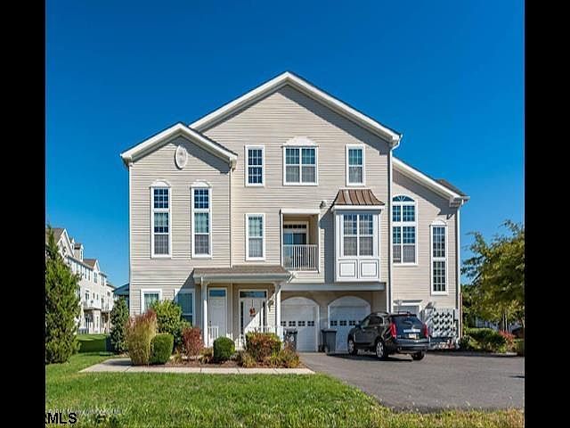 1st image of 31 Farrah Dr #31