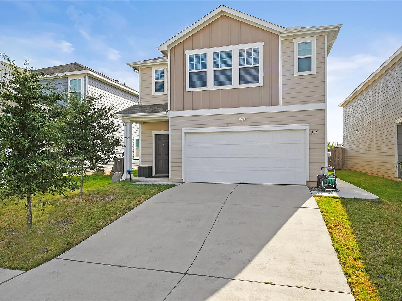 5 bed, 3.0 bath, 2625 sqft, $2,500 — Photo 1