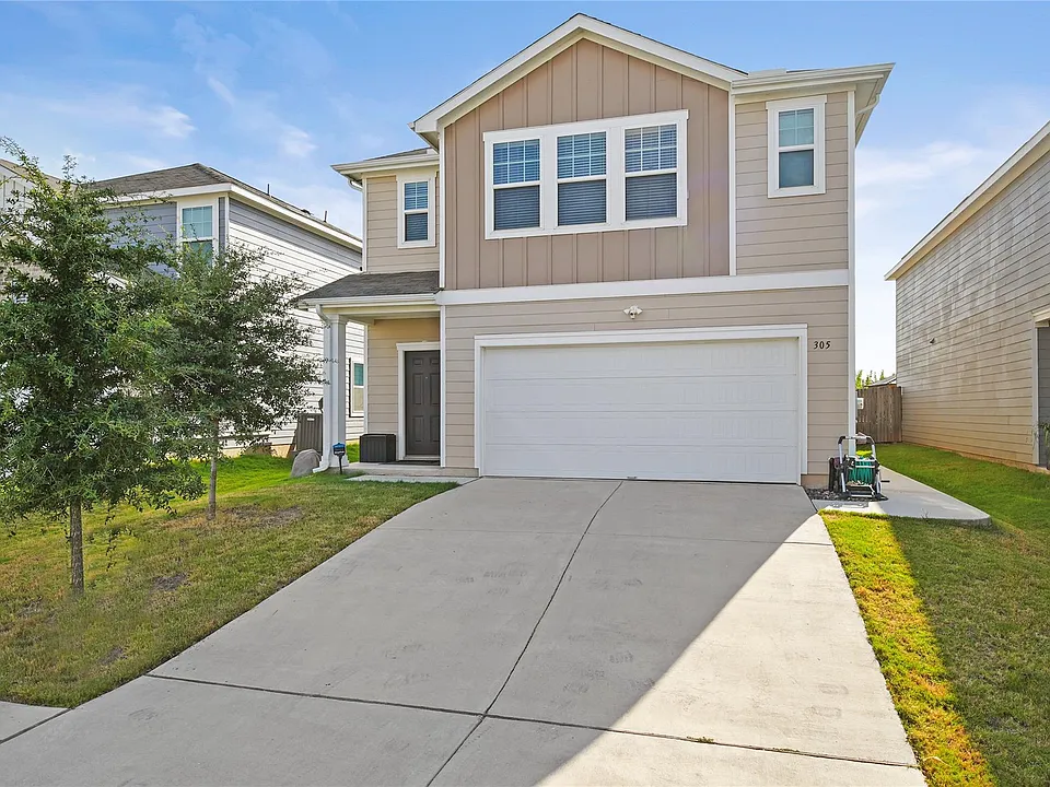 305 Red Fish Ln