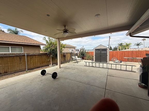 3rd image of 640 Felicita Ave