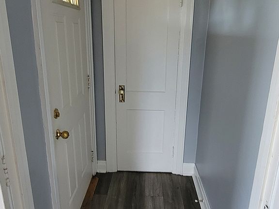 2nd image of 814 W 34th St