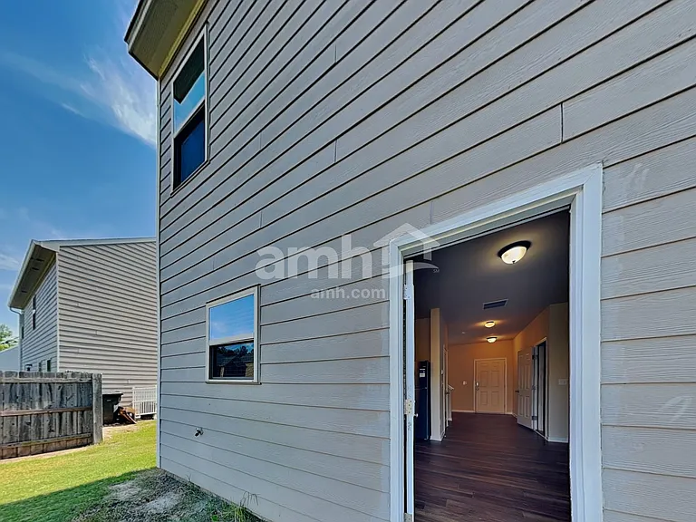 223 Maxton Ave — Photo 21