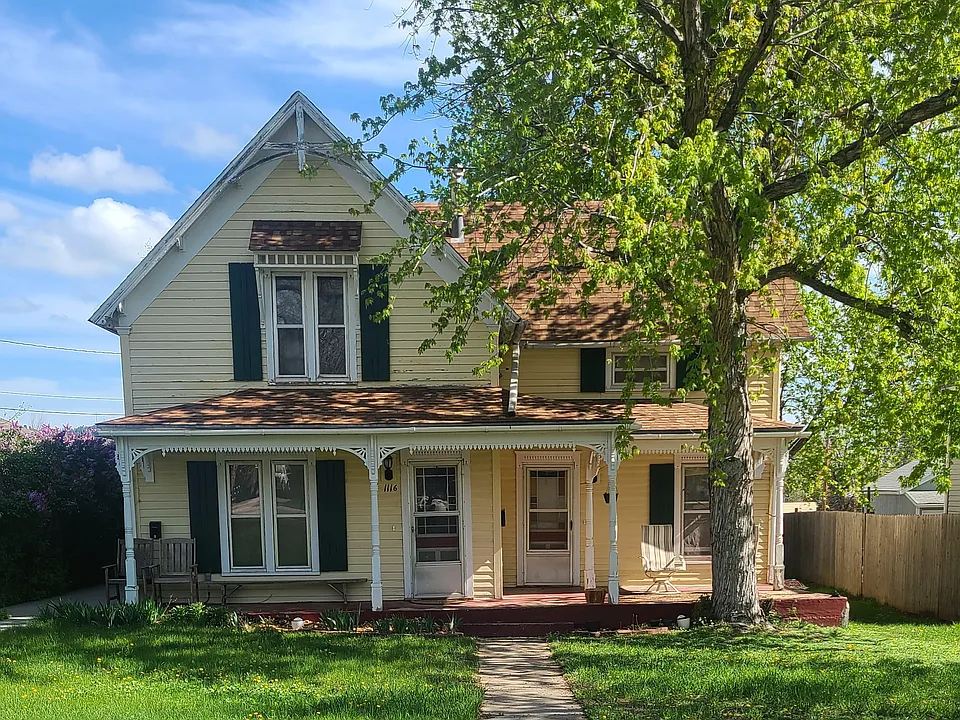 1116 South St #C