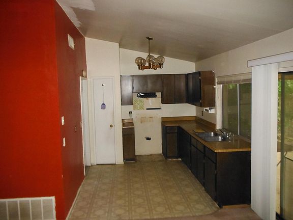 3rd image of 12327 La Barca Dr