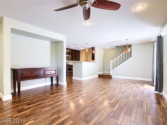 2nd image of 10803 Mason Hill Ave