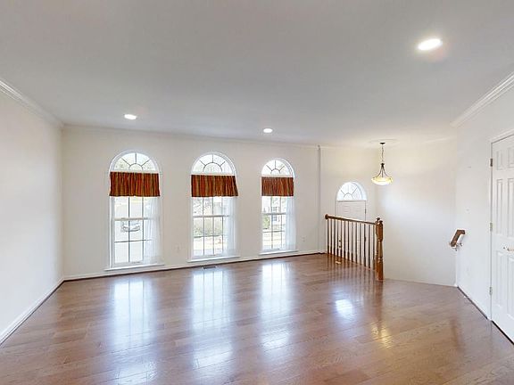 2nd image of 12175 Caldicot Ln