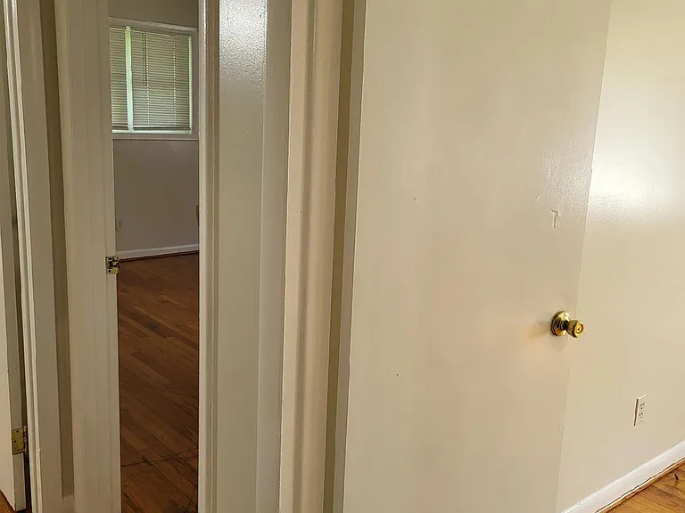 1858 Cascade St — Photo 10