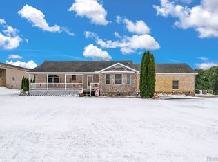 4111 Sandusky Rd, Peck, MI 48466