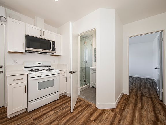 5th image of 11361 San Juan St #3