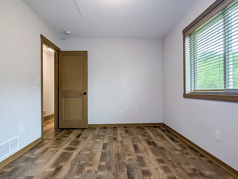 2201 Hadley Hills Dr NE — Photo 13