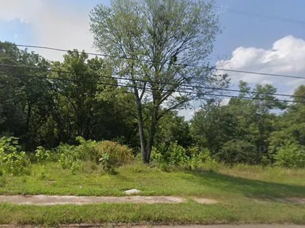 606 N Brewer St, Paris, TN 38242