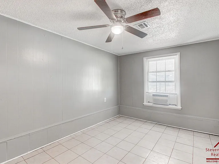 1806 NW Lincoln Ave — Photo 18
