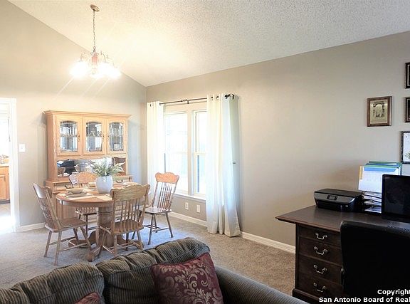 5th image of 3310 Jenkins Dr