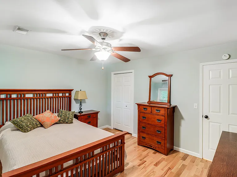 1728 Pinckney Park Dr #B — Photo 8