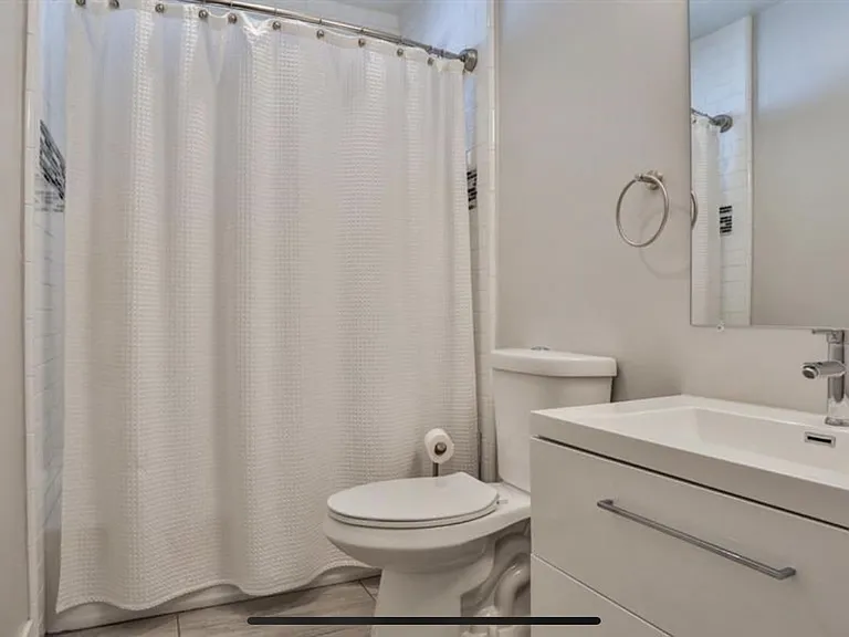 5960 Lauretta St — Photo 16
