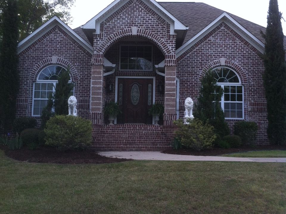 1st image of 3420 N Sherman Dr