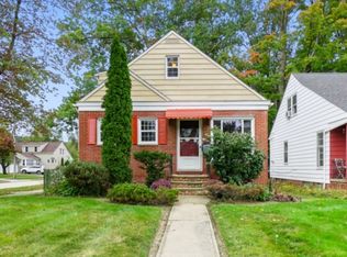 4250 Hinsdale Rd, South Euclid, OH