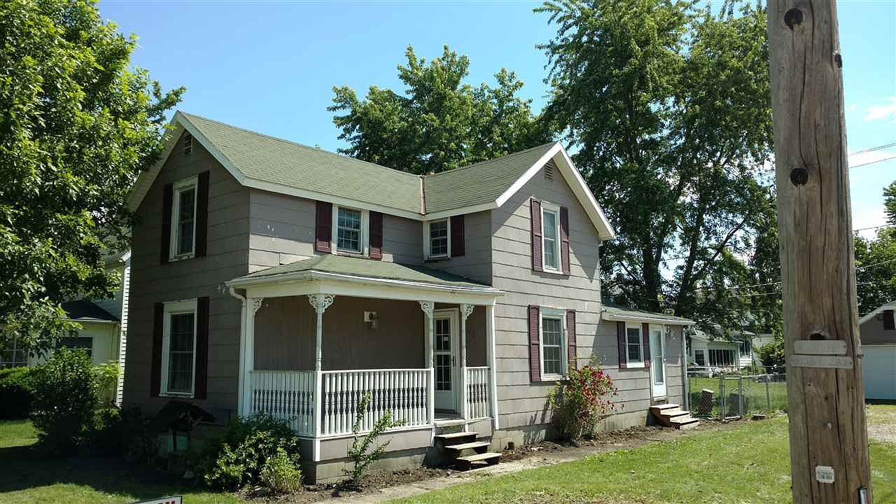455 Columbia St, Berne, IN 46711 Zillow