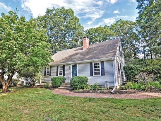 58 Chapel Hill Dr Attleboro Ma 02703 Zillow