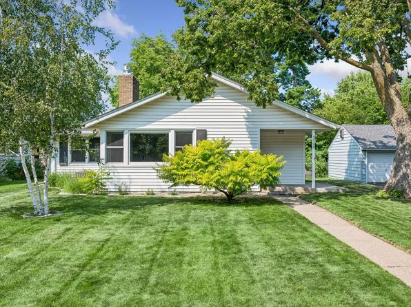 5900 Queen Ave S, Minneapolis, MN 55410