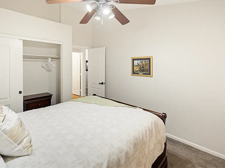 12516 W Solano Dr — Photo 3