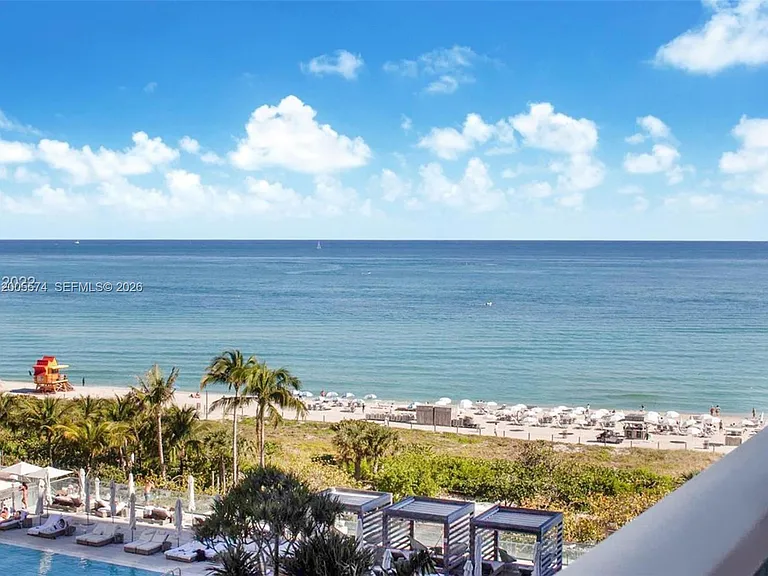 2301 Collins Ave #817 — Photo 1