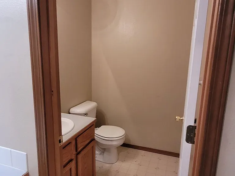 1306 S Skyline Dr — Photo 12