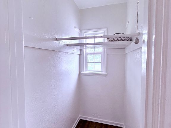 Livingroom coat closet