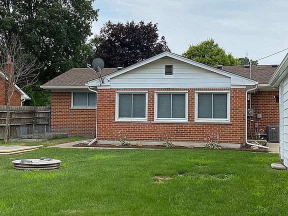 5th image of 14858 Fairfield St