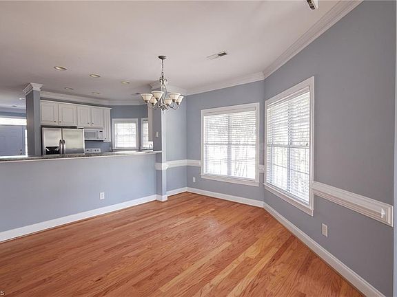 5th image of 4496 Piedmont Trace Dr