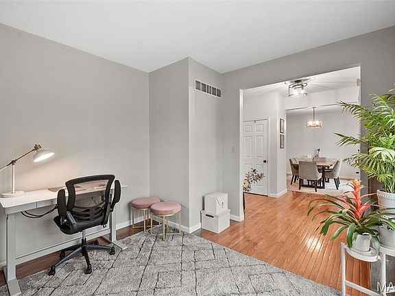 5th image of 3023 Eads Ave